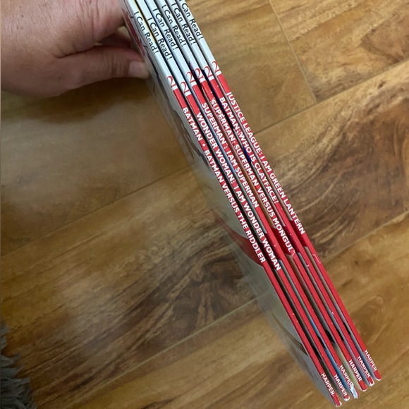 DC Superhero Book Bundle - Picture 8 of 9